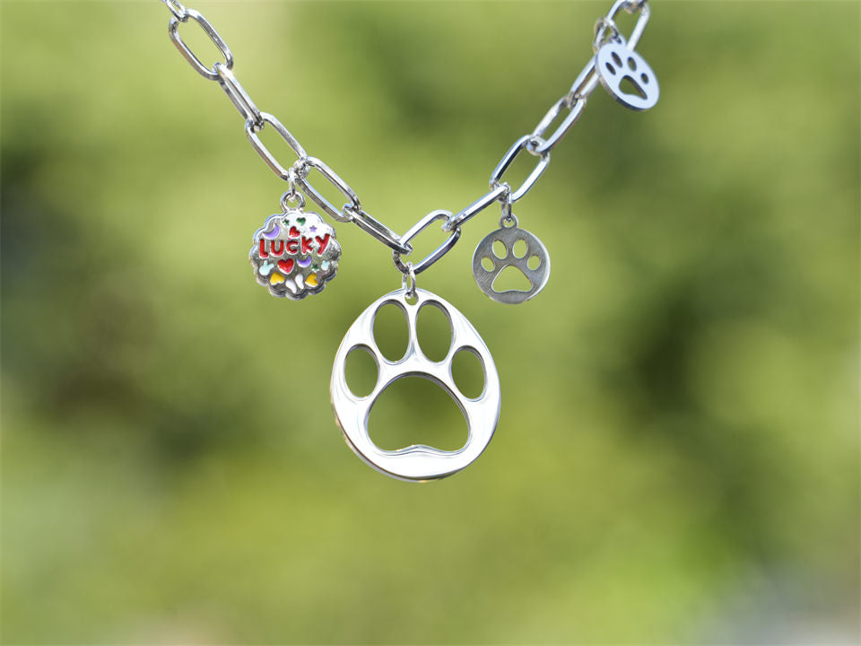 Lucky Panda Heartfelt Paw Bracelet - Panda Design