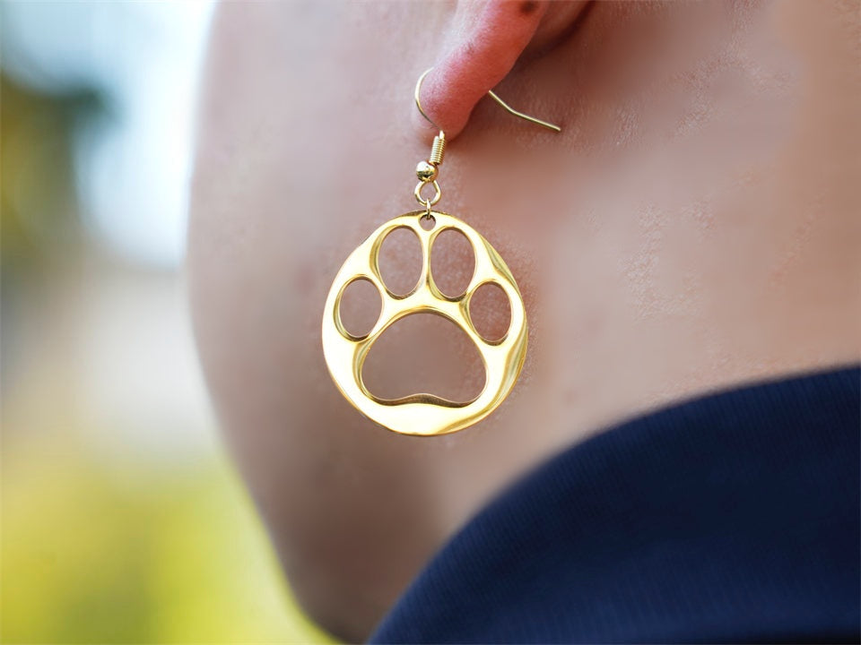 Hollow Panda Heart Paw Earring-Golden