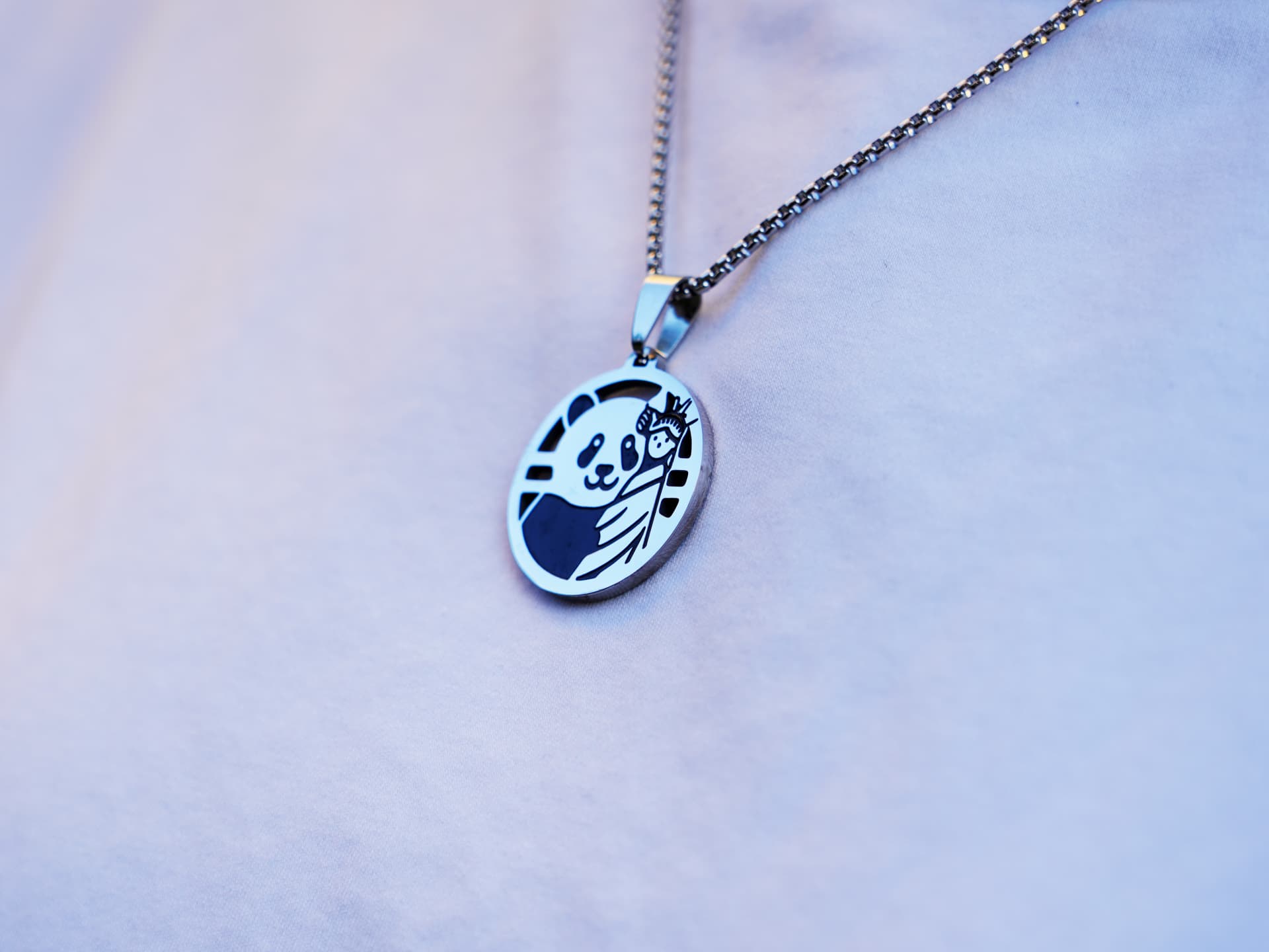 Panda & Statue of Liberty Necklace - Panda Design